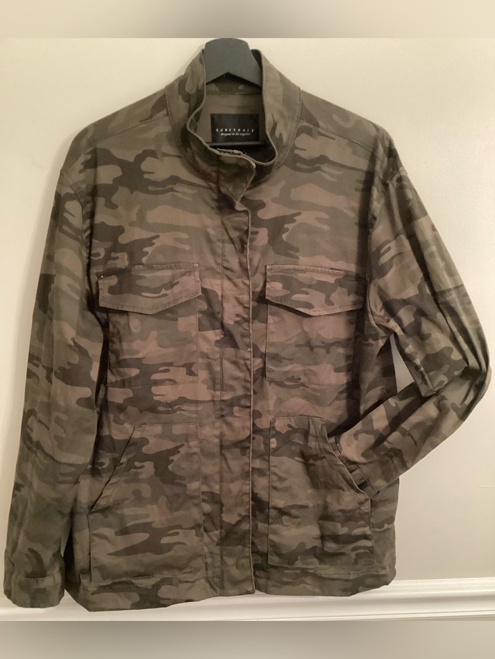 Sanctuary Women’s Camo Utility Jacket Size Large Long Sleeves Stand Up Collar